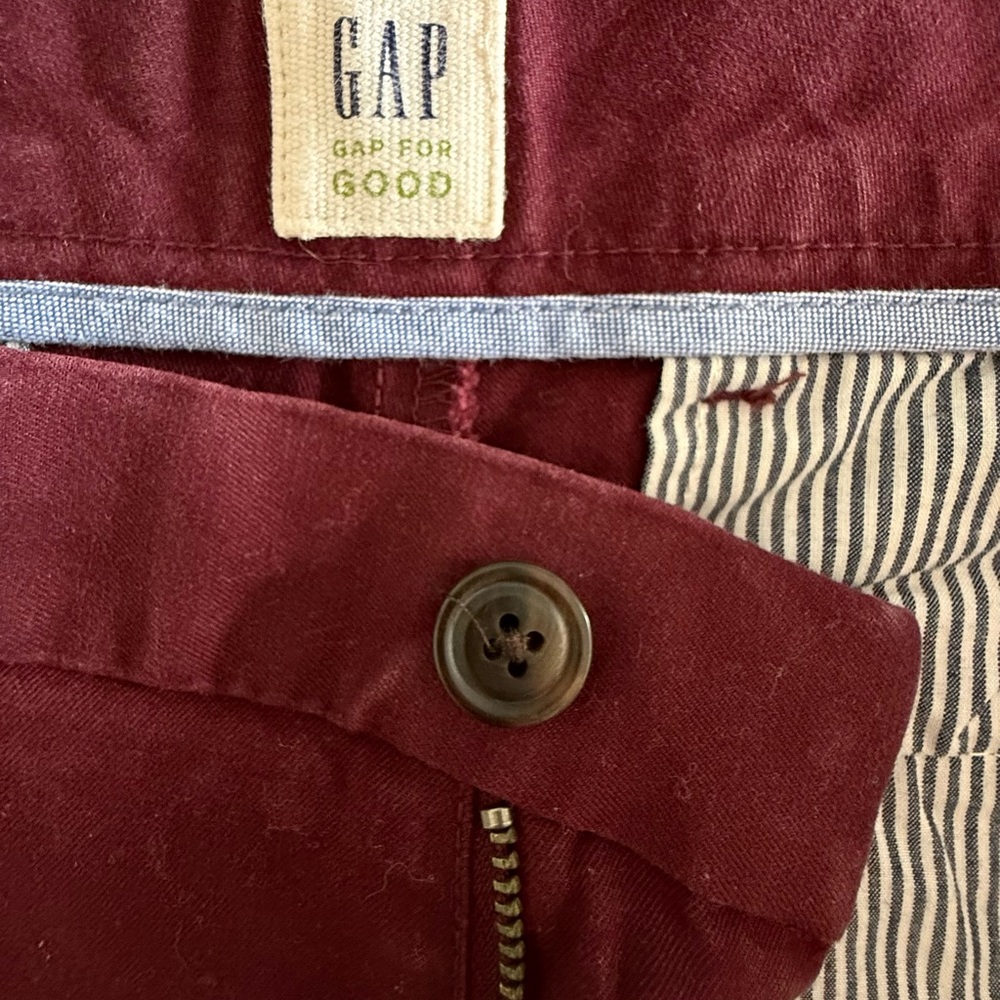 GAP Burgundy Red Chinos. Size W33 L32 Skinny. - Picture 4 of 6